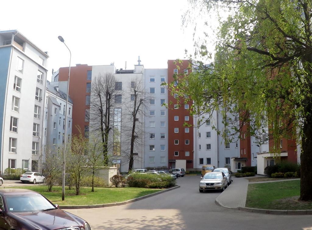 Cozy Vibes Like Home It Is Quiet Apartment With Three Bedrooms Riga Exterior photo
